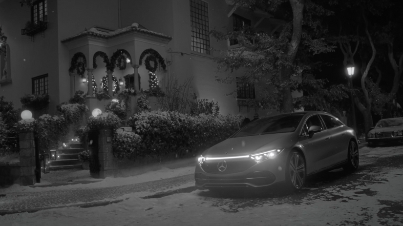 2023 Mercedes-Benz "Holidays With Love" Commercial